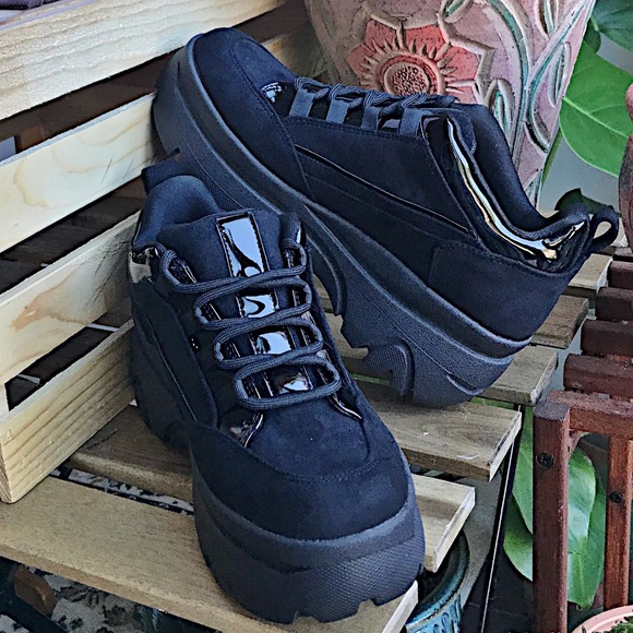 madden girl bounce sneakers